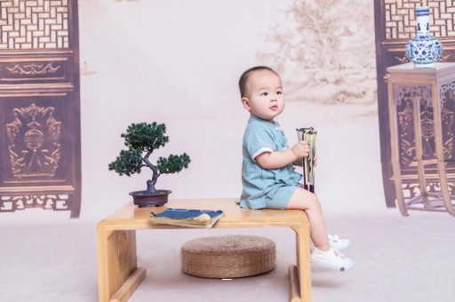 雅安四个月宝宝可以坐着吗